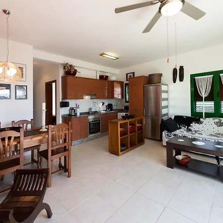 アパート Eguzki Lore *