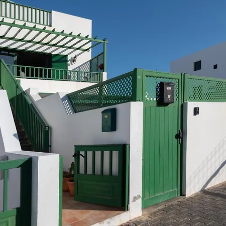 Eguzki Lore بلايا بلانكا